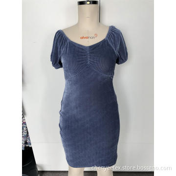Dress with low neck and short sleeves